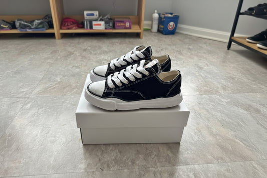 Maison MIHARA YASUHIRO Peterson Low Original Sole Canvas Low-Top Sneaker